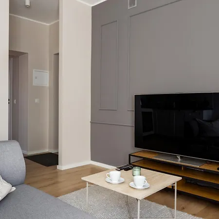 Kartuska Modern By Bookinghost Apartman Gdańsk