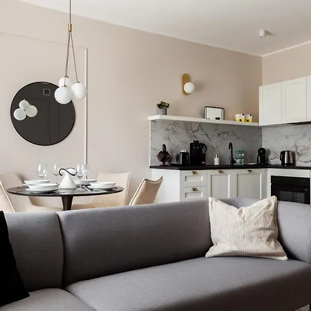 Apartman Kartuska Modern By Bookinghost