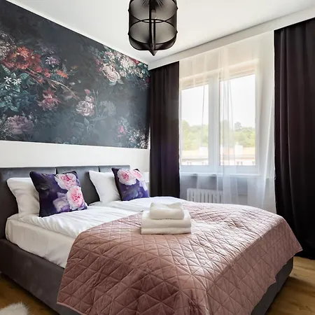 Apartment Kartuska Modern By Bookinghost