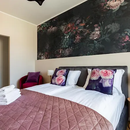 Kartuska Modern By Bookinghost *