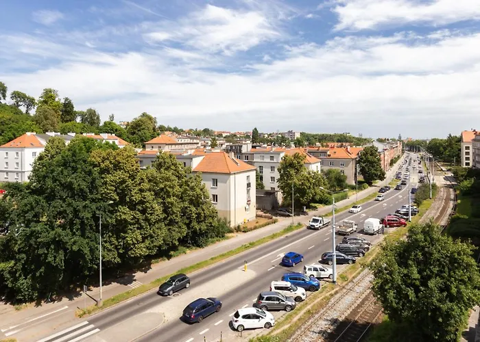 Kartuska Modern By Bookinghost