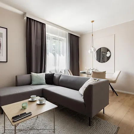 Kartuska Modern By Bookinghost